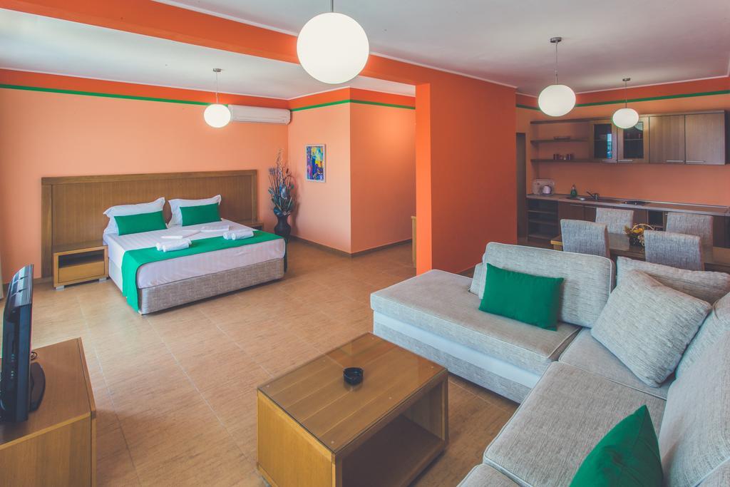 Apartments Deus Dobra Voda Cameră foto